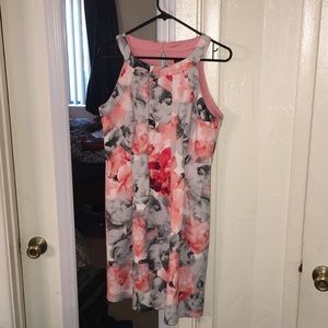 BRAND NEW Floral Petite Dress!